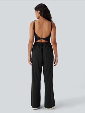 HALARA Black Back-Cutout Jumpsuit